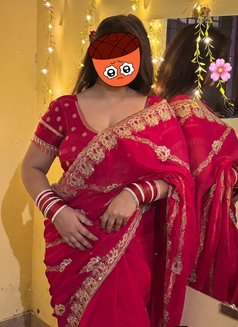 INDEPENDENT HOUSE WIFE ♥ 30 - escort in Gurgaon Photo 11 of 20