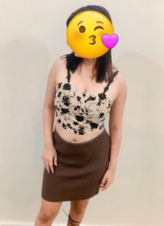 Independent House Wife Single - escort in Bangalore Photo 3 of 4