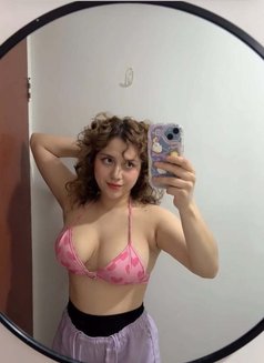 Independent Indian Classy Girls - puta in Ajmān Photo 20 of 30