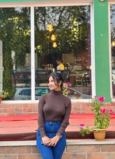 Independent - escort in Hyderabad Photo 3 of 7
