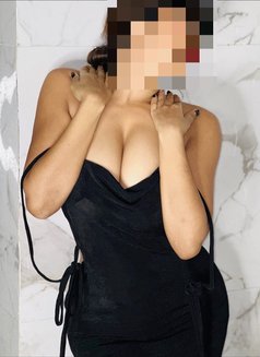 INDEPENDENT INSTA GLAM VIP MOMENTS 🩷 - escort in Hyderabad Photo 10 of 21