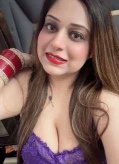 Independent Ishablr Vibes - escort in Bangalore Photo 3 of 11