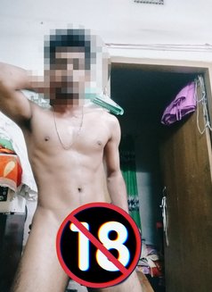 Independent John for Girls - Male escort in Dubai Photo 6 of 6