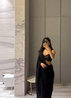 Independent Kajal (Cam & Meet) - masseuse in Noida Photo 2 of 2