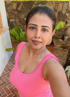 Independent Kavya Available - escort agency in Chennai Photo 1 of 6