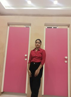Independent Khusbu Cam & Real Meeting - escort in Bangalore Photo 2 of 3