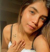 Independent Komal Cam and Real for You) - puta in Hyderabad Photo 6 of 6