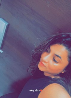 (INDEPENDENT KOMAL CAM AND REAL FOR YOU) - escort in Mumbai Photo 1 of 1