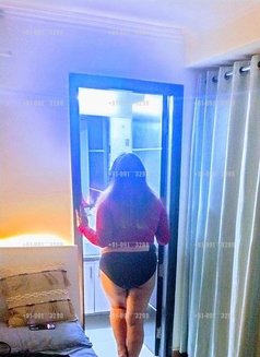 Curvy Independent Lady - puta in New Delhi Photo 17 of 25