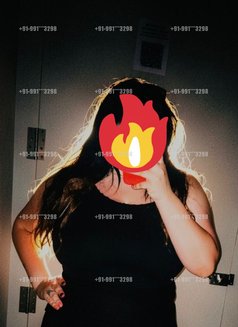 Curvy Independent Lady - puta in New Delhi Photo 21 of 25
