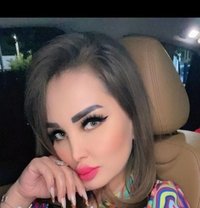 DOMINATRIX LEYALA - Dominadora in Bangkok