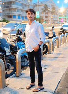 Independent Male Companion in Mumbai For - masseur in Mumbai Photo 3 of 3