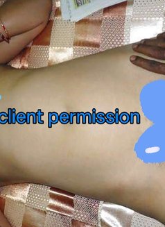 Rishabh - Male escort in Bhopal Photo 2 of 2