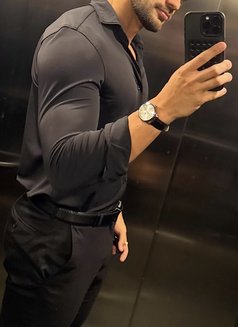Independent Massage for Women or Couple - Male escort in Dubai Photo 1 of 2