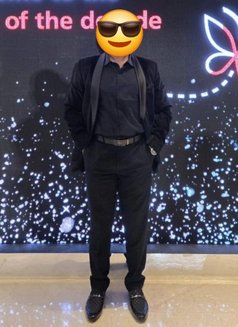 Independent Mature Corporate Guy - Male escort in Pune Photo 4 of 4