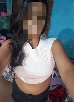 New Girl Meet and Cam - puta in Bangalore Photo 2 of 2