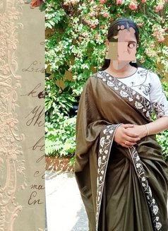 Independent meet gf experience ,webam - escort in Kochi Photo 2 of 3