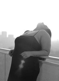 Independent Milf onlyCam - escort in New Delhi Photo 8 of 8