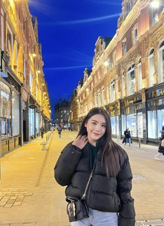 Independent Model Escort - escort in Bangalore Photo 17 of 18