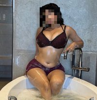 INDEPENDENT MODEL / INFLUENCER IN DELHI - escort in New Delhi Photo 21 of 26