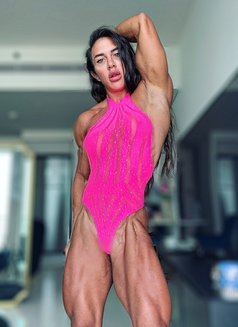 Independent Muscle Queen - escort in Dubai Photo 17 of 17