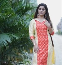Independent Nidhi Cam Show and Reel Meet - escort in Gurgaon
