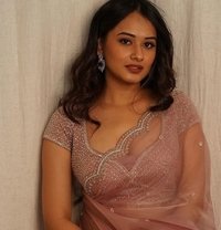 Independent Nidhi Cam Show and Reel Meet - escort in Gurgaon
