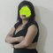 Independent Nidhi - escort in New Delhi Photo 2 of 3
