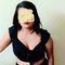 Independent Nidhi - escort in New Delhi Photo 3 of 3