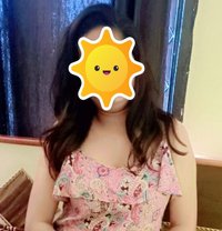 Independent Nidhi - puta in New Delhi Photo 4 of 4