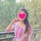 Independent Nidhi - escort in New Delhi Photo 3 of 4