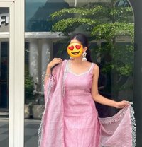 Independent Niharika (Cam & Meet) - escort in Noida
