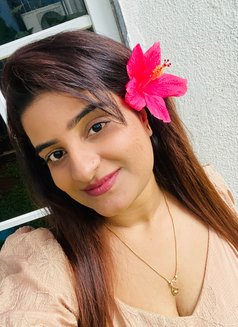 Independent Nishita - escort in Mumbai Photo 1 of 5