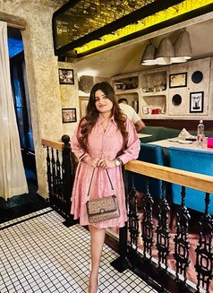 Independent Nishita - escort in Mumbai Photo 3 of 5