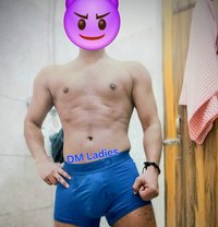 Independent Playboy Msg Me Sexy Ladies - Acompañantes masculino in New Delhi