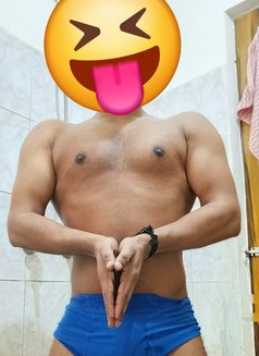 Independent Playboy Msg Me Sexy Ladies - Acompañantes masculino in New Delhi Photo 4 of 5