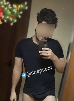 Individual Boy here, Erotic masseuse - Acompañantes masculino in Bangalore Photo 10 of 10