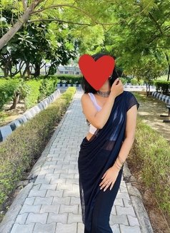 Independent Pooja Dixit - escort in Noida Photo 3 of 6