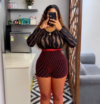 Pretty Lilian new arrival - escort in Hyderabad Photo 3 of 5