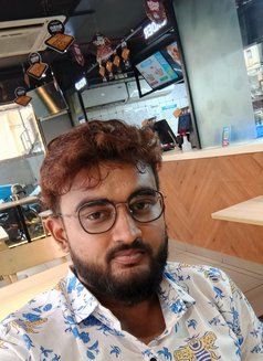 Independent(professional) Male Escort - Male escort in Kolkata Photo 2 of 2