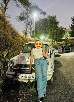 Independent Ritika (CAM & MEET) - puta in Noida Photo 6 of 10