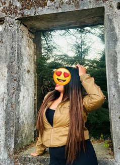 Independent Ritika (CAM & MEET) - puta in Noida Photo 9 of 10