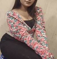 Independent Riya - escort in Hyderabad Photo 1 of 5
