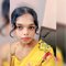 Independent Roohi - puta in New Delhi Photo 2 of 6