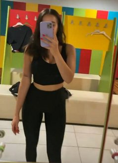 Independent Russian Muslim Girl Albina - puta in Chennai Photo 4 of 4