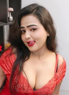 Independent Simran - escort in New Delhi Photo 1 of 3