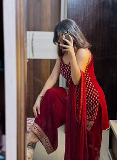 Independent Simran Nudecam/realmeet - escort in Gurgaon Photo 1 of 5