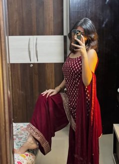 Independent Simran Nudecam/realmeet - escort in Gurgaon Photo 3 of 5
