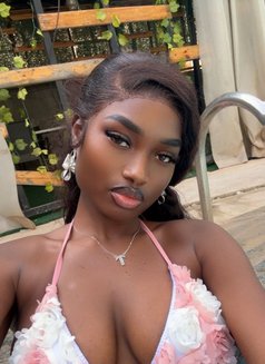 Independent sofia - escort in Dubai Photo 1 of 4