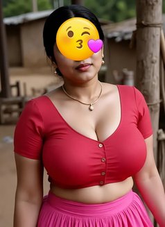 Independent South Indian Bhabhi - puta in Abu Dhabi Photo 1 of 4